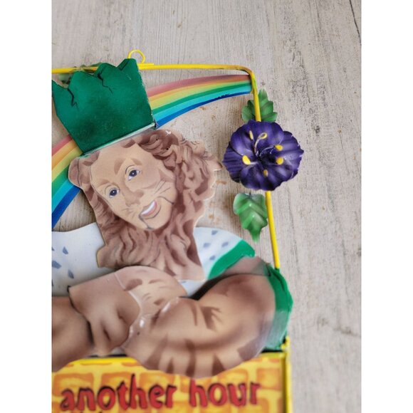 Vintage wizard of Oz sign cowardly lion hanging sign metal decor - Picture 4 of 8